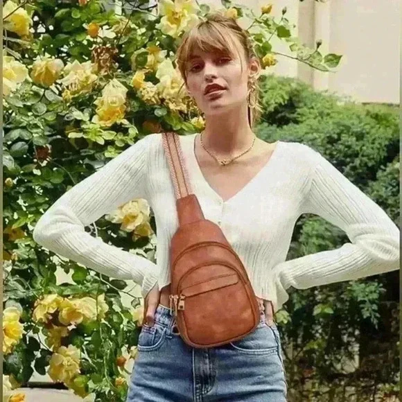 Women Leather Crossbody Bags - Picture 2 of 3